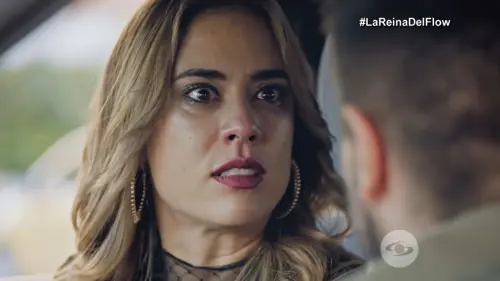 Yeimy le revela a Juancho que pasó la noche con Charly.