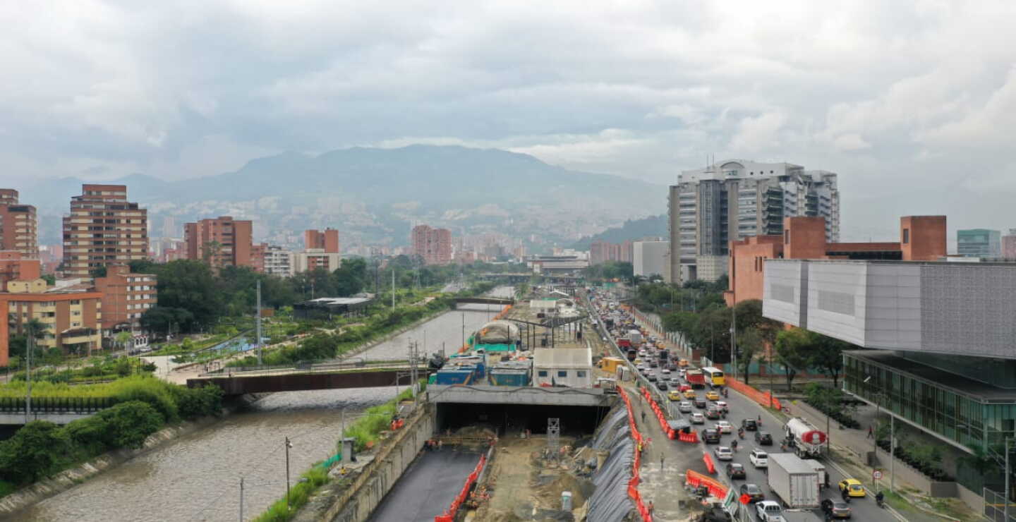 331426_BLU Radio. Parques del Río / Foto: Alcaldía de Medellín