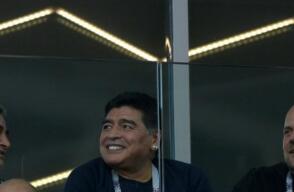 282069_maradona_170618_afpe.jpg