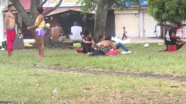 “No tenemos para comer ni trabajo”: drama de venezolanos en Cali que volverán a su país por COVID-19 “No tenemos para comer ni trabajo”: drama de venezolanos en Cali que volverán a su país por COVID-19
