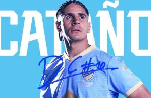 Daniel Cataño fue oficializado como nuevo jugador de Bolívar. 