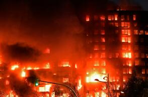 Incendio de un edificio en Valencia, España