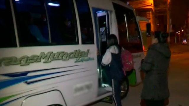 En Soacha no hay buses para tanta gente En Soacha no hay buses para tanta gente