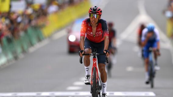 Egan Bernal, ciclista colombiano del INEOS Grenadiers, en la llegada de la etapa 5 del Tour de Francia 2023 Egan Bernal, ciclista colombiano del INEOS Grenadiers, en la llegada de la etapa 5 del Tour de Francia 2023