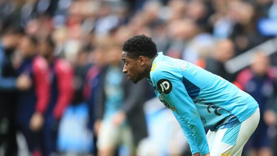 Kyle Walker-Peters lamenta el descenso de su equipo, el Southampton Kyle Walker-Peters lamenta el descenso de su equipo, el Southampton