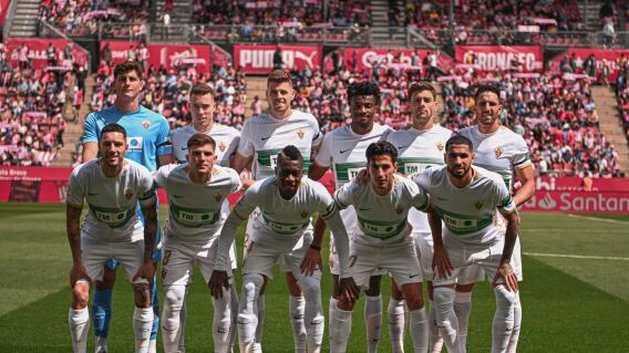 Así fue la formación del Elche contra Girona, por la Liga de España. Así fue la formación del Elche contra Girona, por la Liga de España.
