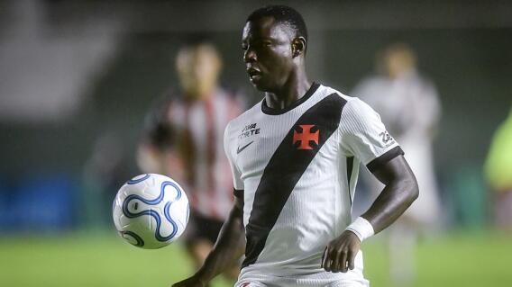 Marino Hinestroza, extremo colombiano que milita en Vasco da Gama. 
