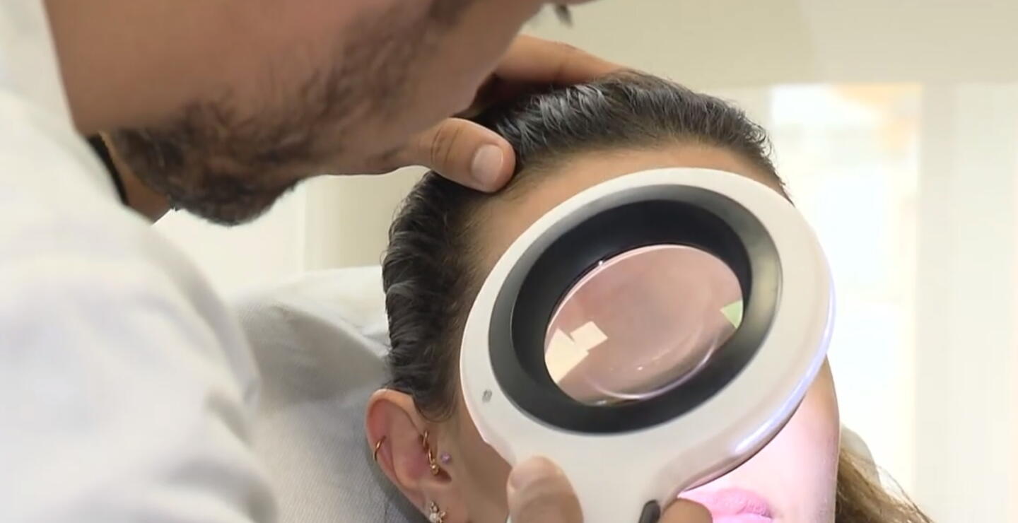 ¿Regresó de vacaciones con lesiones en la piel? Ojo a los consejos de este dermatólogo