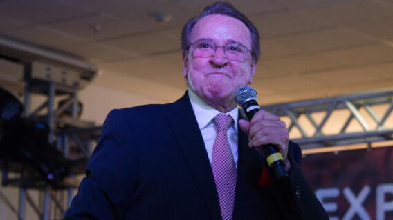 338489_Carlos Villagrán
