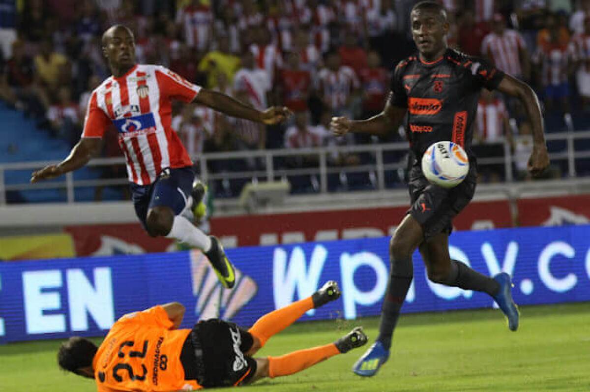 293740_juniorvsmedellin_071218cole.jpg