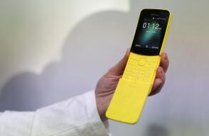 301573_BLU Radio. Nokia 8110 / Foto: AFP