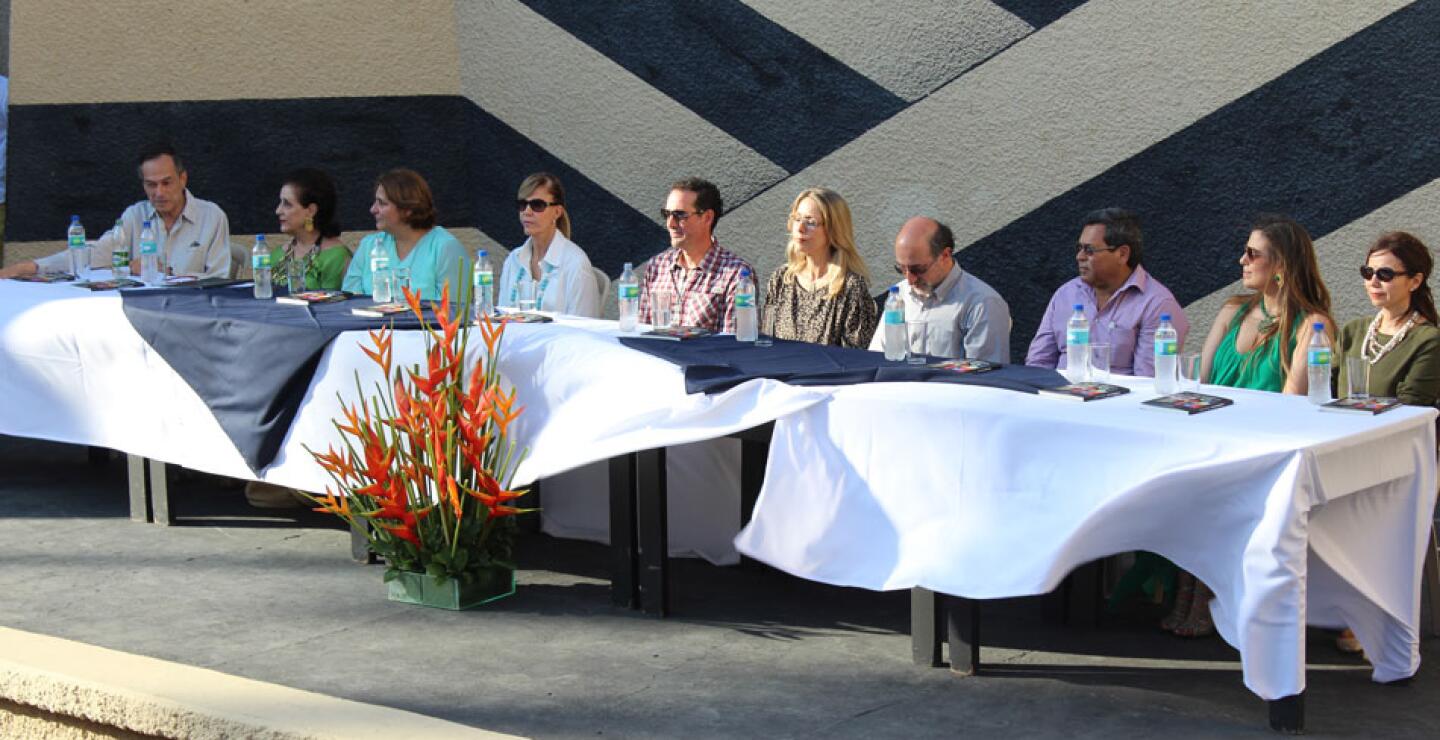 La celebración dio apertura a las exposiciones de Omar Rayo, Elías Heim, Doris Salcedo y a los Jardines de Esculturas.