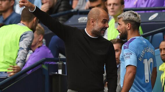 319059_Sergio Agüero y Pep Guardiola