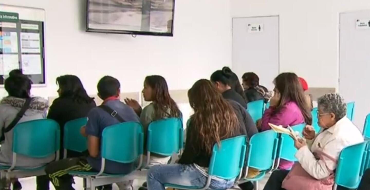 Siete de cada diez colombianos no están de acuerdo con acabar las EPS: encuesta