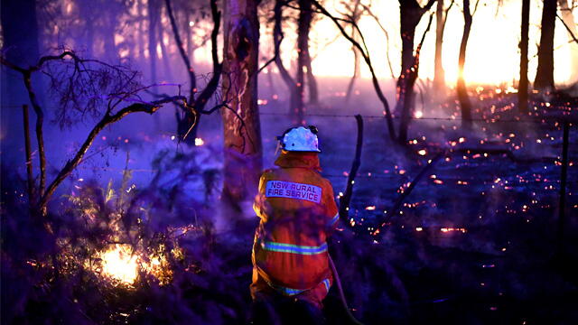 Sídney enfrenta emergencia de salud pública por humaredas tóxicas de incendios forestales