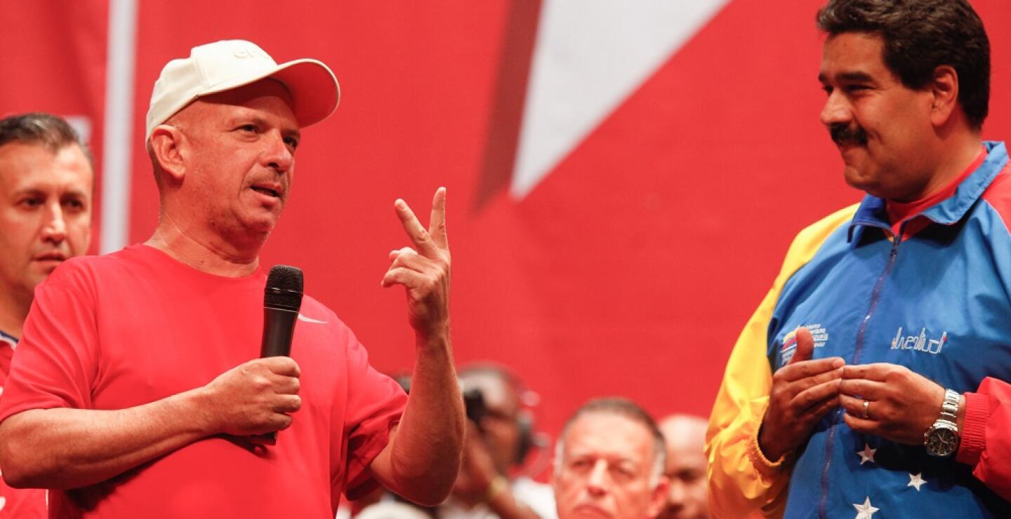 328095_BLU Radio, Hugo Carvajal con Maduro / Foto: AFP