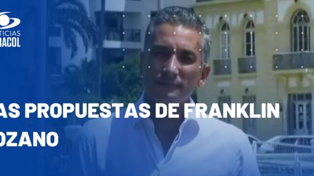 Franklin Lozano, candidato a la Gobernación del Magdalena, en la Plaza Caracol Franklin Lozano, candidato a la Gobernación del Magdalena, en la Plaza Caracol