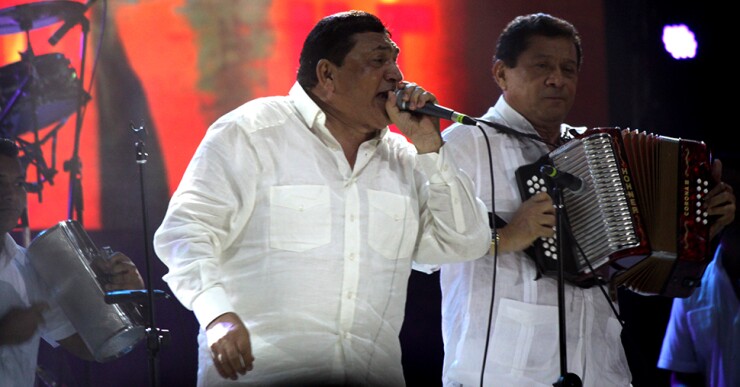 147811_poncho-y-emiliano.jpg