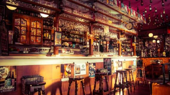 Bar  Bar
