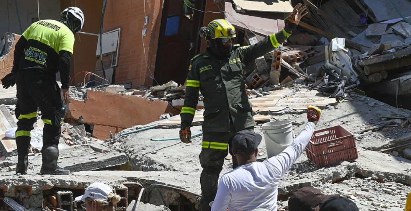 Ecuador e Israel envían equipos de rescate a Colombia para ayudar a atender emergencia por terremoto