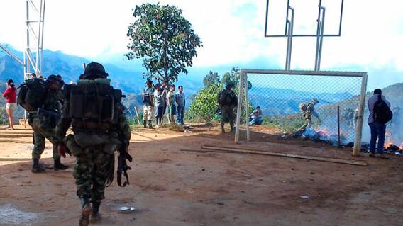 foto-despues-de-masacre-buenos-aires-cauca-en-abril-14-de-2015.jpg foto-despues-de-masacre-buenos-aires-cauca-en-abril-14-de-2015.jpg