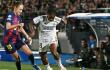 Linda Caicedo en acción de juego con Real Madrid frente a Barcelona en juego de Champions League femenina.