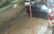 Joven atropella y asesina a su padrastro