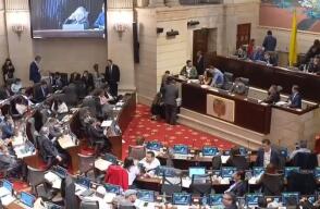 En nueva sesión en el Congreso solo se votaron dos artículos de la reforma a la salud