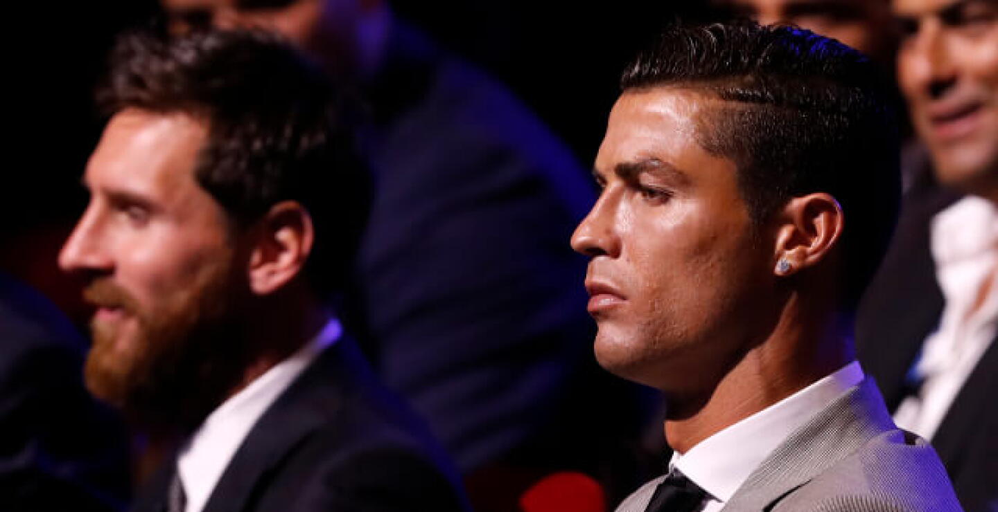 Lionel Messi y Cristiano Ronaldo, dos leyendas del fútbol mundial.