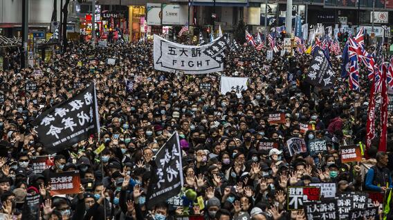 351857_BLU Radio. Marchas en Hong Kong. Foto: AFP 351857_BLU Radio. Marchas en Hong Kong. Foto: AFP