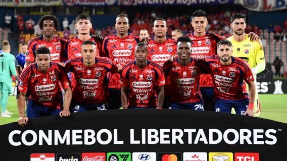 La formación titular de Independiente Medellín frente a Juventud Las Piedras en el Atanasio. 