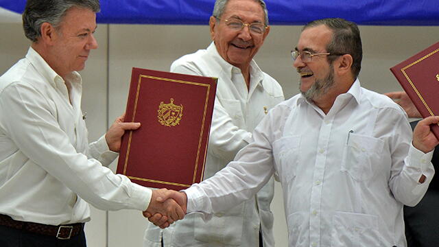 Primera entrega de La Paz: lo firmado y lo cumplido
