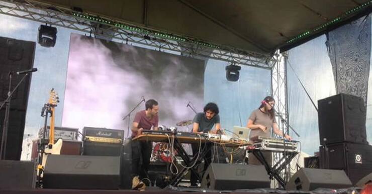 071015_altavoz_10.jpg