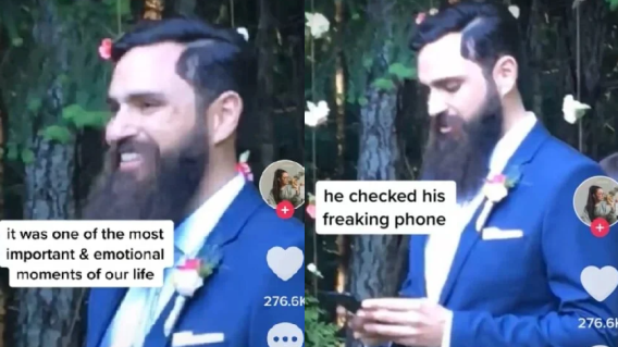 Novio revisando celular