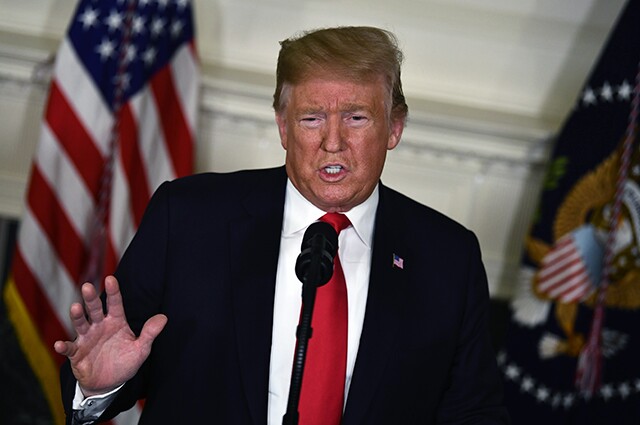 Trump ofrece protección a inmigrantes a cambio de fondos para muro fronterizo