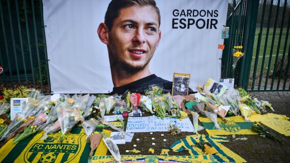 14028_La Kalle - Hallan cuerpo en avion en el que iba Emiliano Sala - Foto: AFP 14028_La Kalle - Hallan cuerpo en avion en el que iba Emiliano Sala - Foto: AFP
