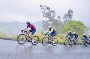 Robinson Chalapud, líder de la Vuelta a Ecuador.