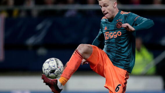 338421_Donny van de Beek