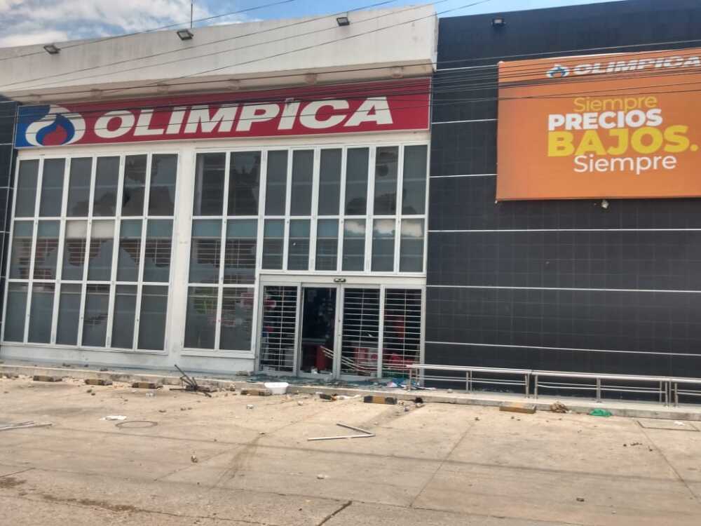 vandalismo en olimpica.jpeg