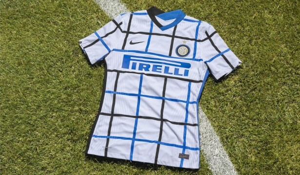 Una Camiseta Muy Rayada Asi Es La Nueva Indumentaria Suplente Del Inter De Milan