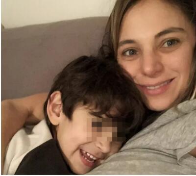 Murió hijo de la actriz Mariana Derderián Murió hijo de la actriz Mariana Derderián