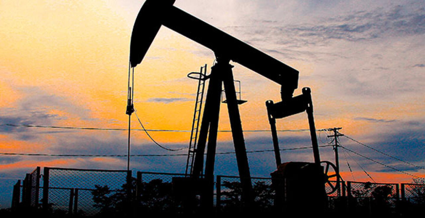 Precio del petróleo subió mientras que dólar y café siguen bajando