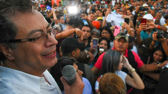 353290_BLU Radio. Gustavo Petro // Foto: Cortesía 353290_BLU Radio. Gustavo Petro // Foto: Cortesía