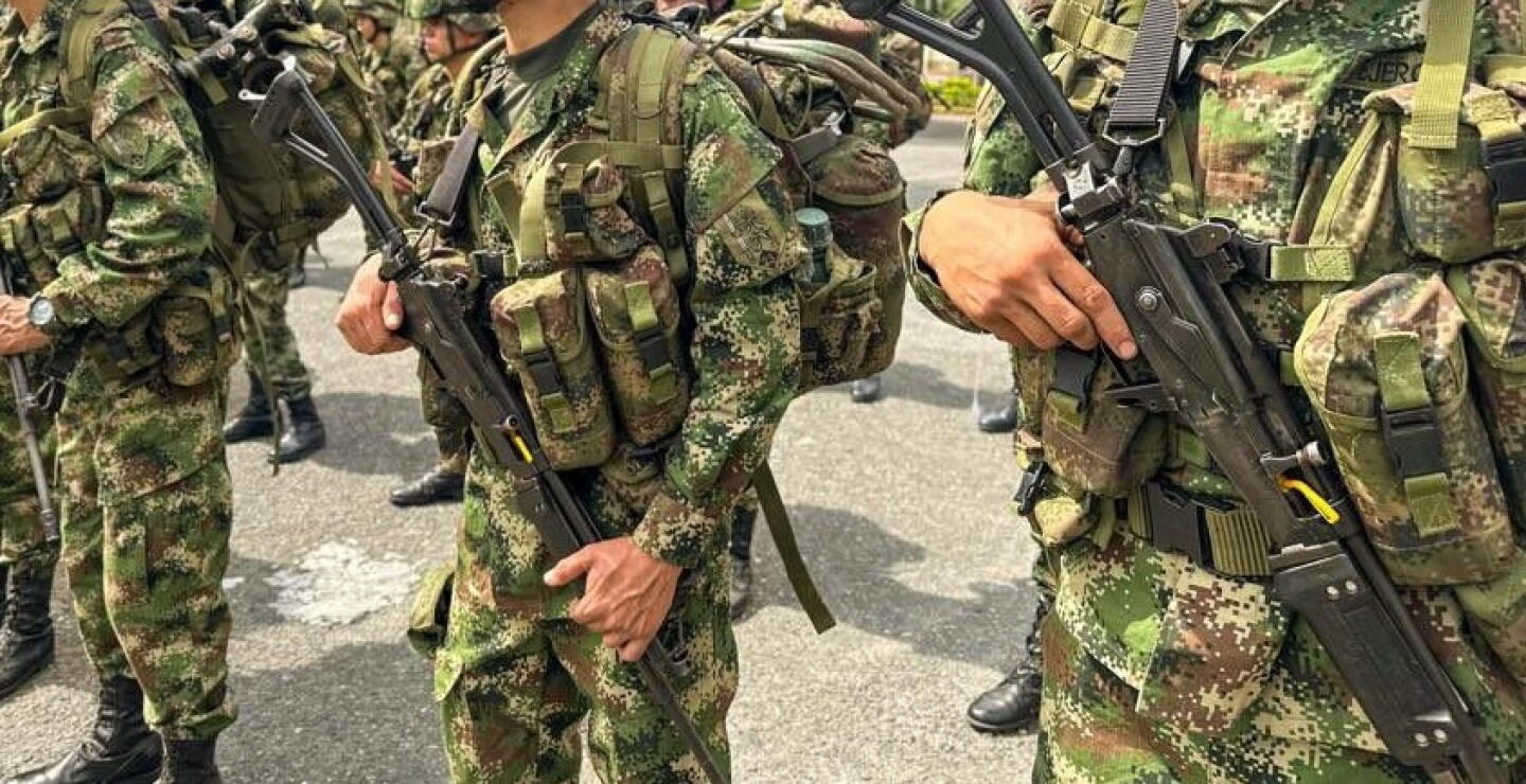 Refuerzan operaciones militares contra las disidencias de las FARC en zona rural de Argelia, 