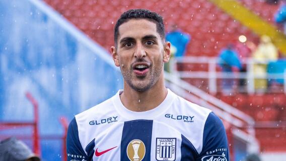 Pablo Sabbag, delantero colombiano en Alianza Lima. Pablo Sabbag, delantero colombiano en Alianza Lima.