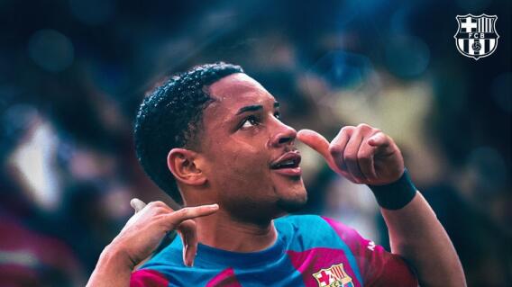 Vitor Roque, el nuevo delantero del Barcelona que encandila a Ronaldo 'Fenómeno'. Vitor Roque, el nuevo delantero del Barcelona que encandila a Ronaldo 'Fenómeno'.