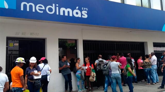 Pacientes se tomaron sede principal de Medimás en Cali en protesta por muerte de un niño