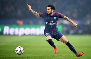 281063_dani_alves_050618_afpe.jpg