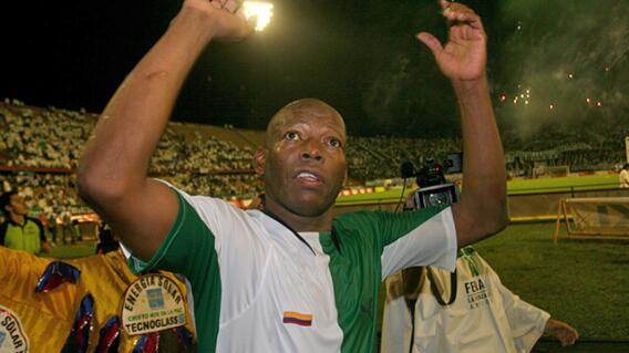 308007_Faustino Asprilla