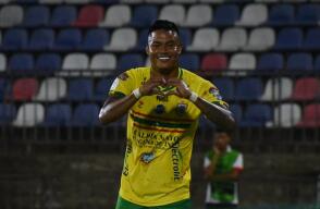 Luis 'Chino' Sandoval festejando anotación con el Real Cartagena. Luis 'Chino' Sandoval festejando anotación con el Real Cartagena.